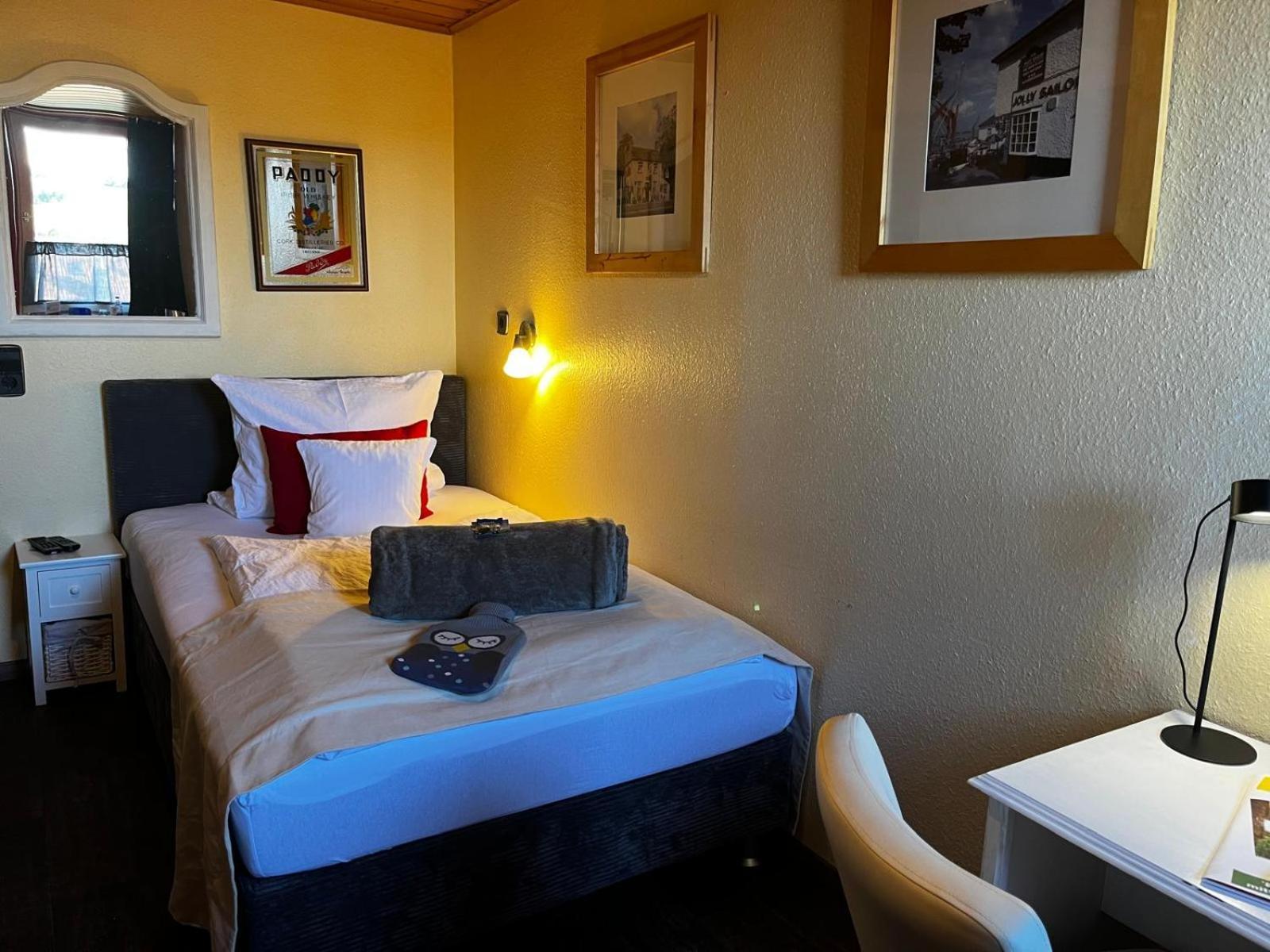 Henblas Hotel Neuenrade Kültér fotó